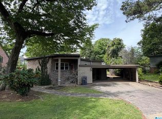 612 Eastwood Pl, Vestavia Hills, AL 35216