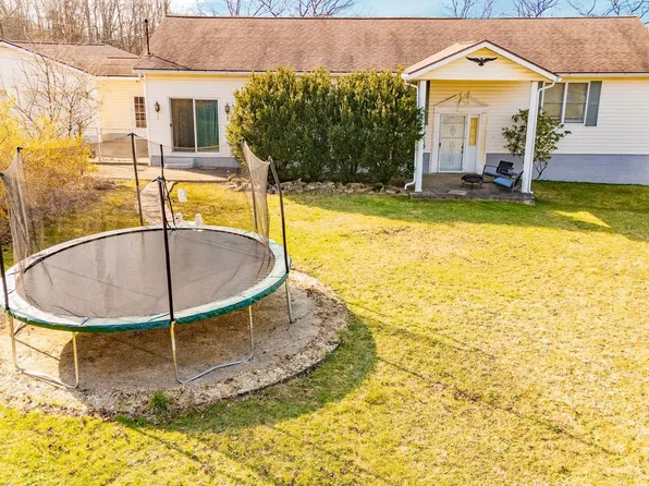 60 Anchorage Ln, Morgantown, WV 26508