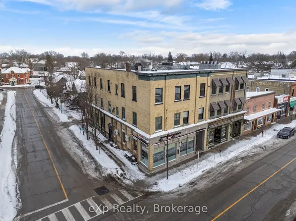 109 Downie St #2, Stratford, ON N5A 1X2