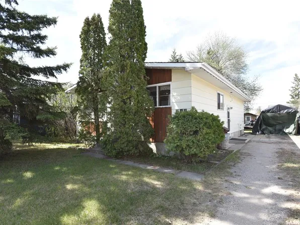 409 Nipawin ROAD E, Nipawin, SK S0E 1E0