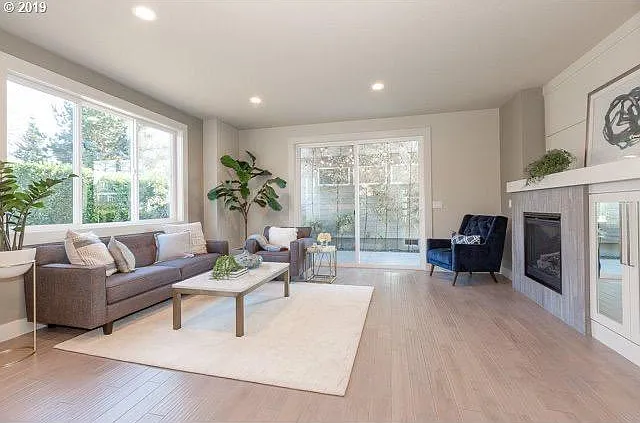 5180 N Amherst St — Photo 4