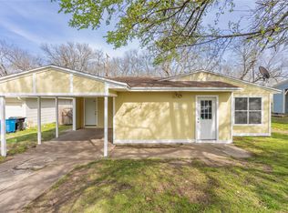 106 Twining Dr, Denison, TX 75020