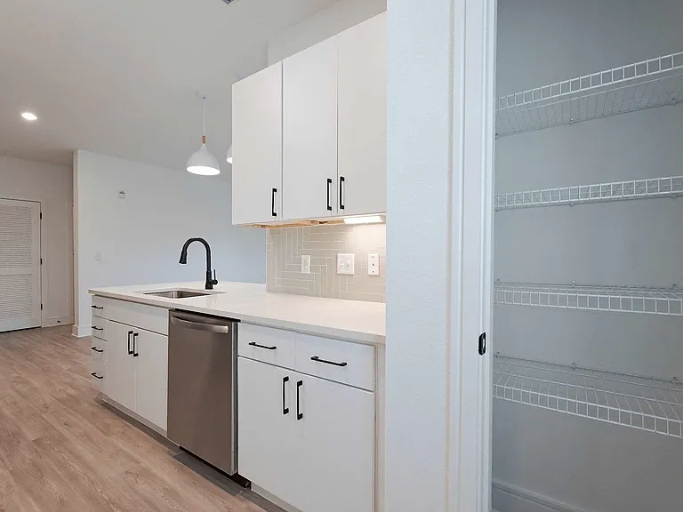 Tropia Luxury Apartments — Photo 150