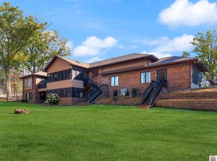 7 Pleasant View Ln, Murray, KY 42071