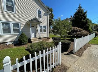100 Dalewood Ave, Fairfield, CT 06824