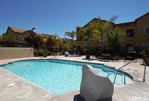 3rd image of 5412 Tares Cir