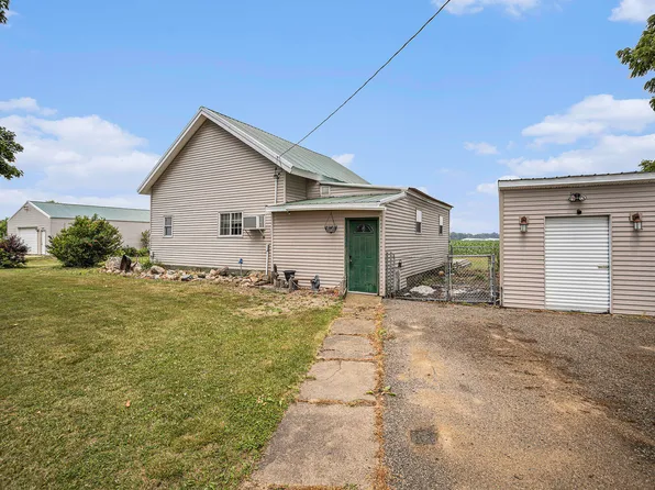 8570 Milo Rd, Delton, MI 49046