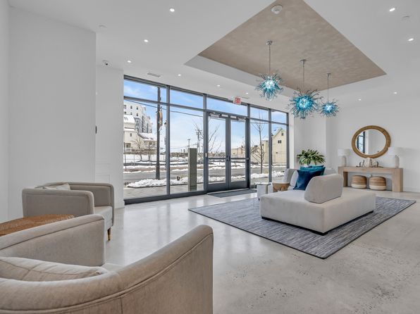 19 Carr Ave UNIT B1