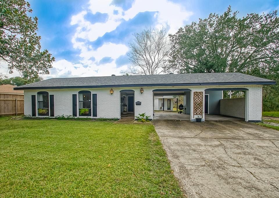 1st image of 3931 General Meyer Ave