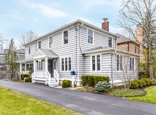 800 Walden Rd, Winnetka, IL 60093