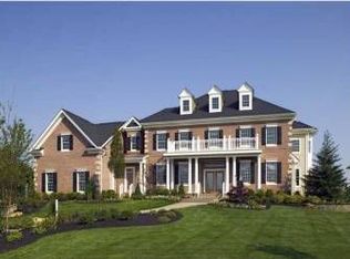 6 Stayman Ct, Manalapan, NJ 07726