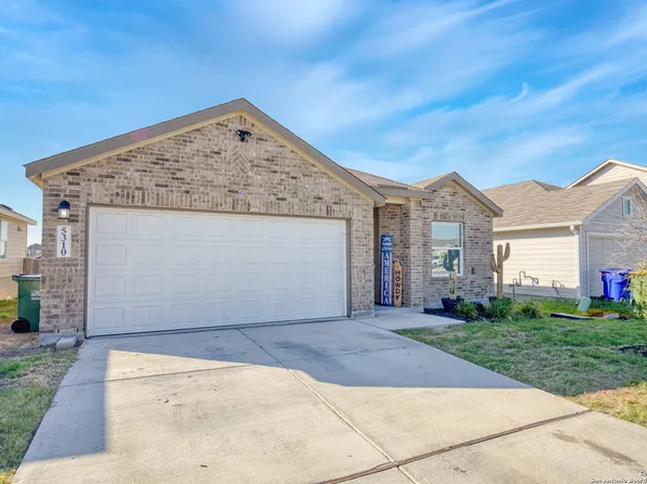 5310 Basil Chase, St Hedwig, TX 78152