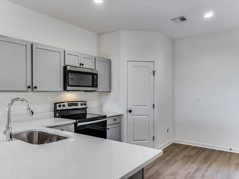 11240 W 35th Cir S — Photo 11