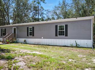 1141 Donovan Ave, Interlachen, FL 32148