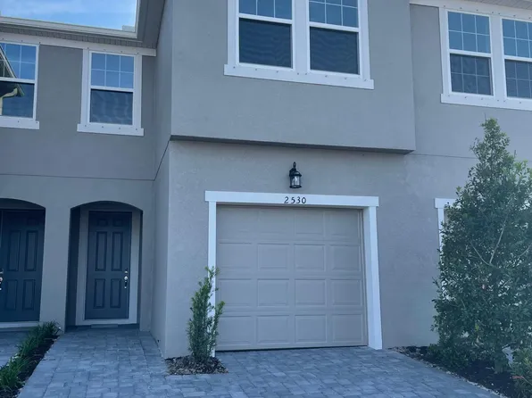 2530 Arbor Wind Dr, Lutz, FL 33558