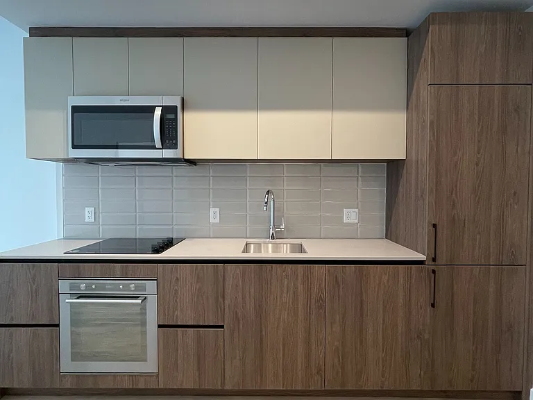 150 Logan Ave #113 — Photo 9