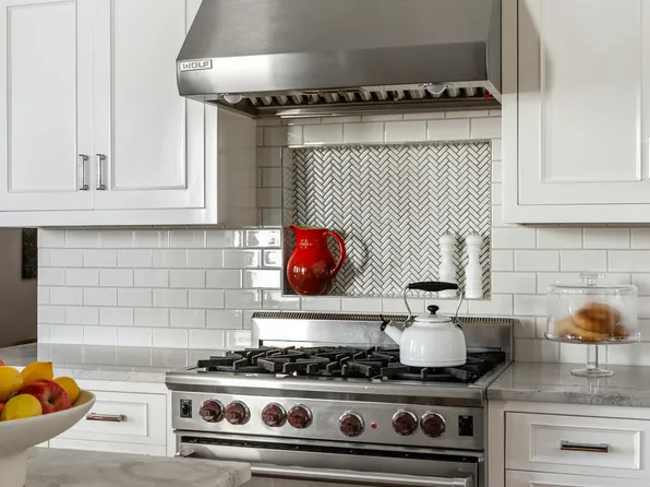 85 North Third Street image 7 of 23