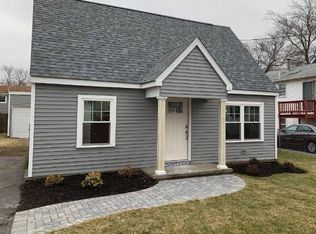 12 Baldwin St, Cumberland, RI 02864