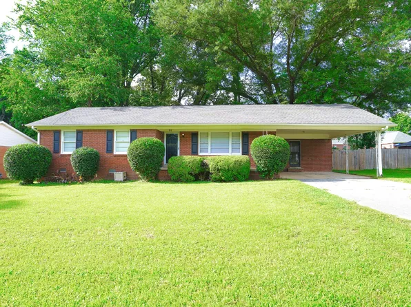 85 Charjean Dr, Jackson, TN 38305