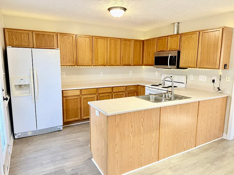 52 Linsey Ct — Photo 17