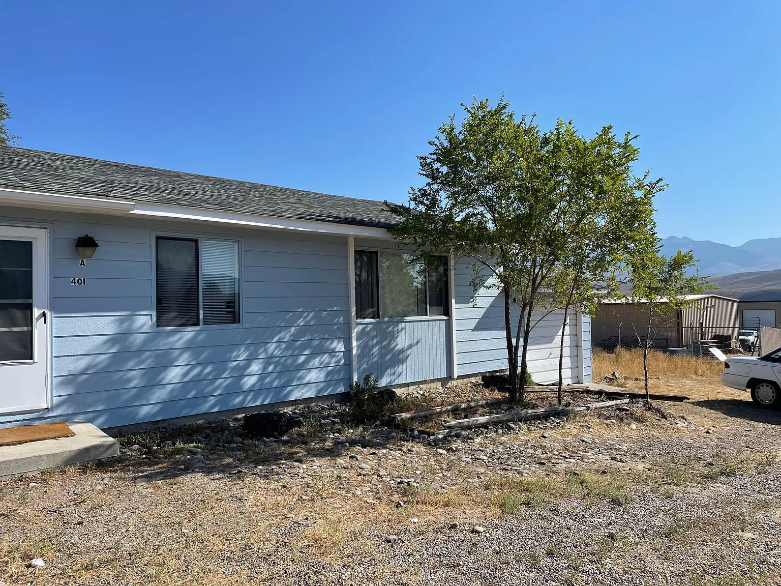 2 bed, 750 sqft, $950 — Photo 2