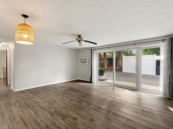 3rd image of 31 Jones Ter APT 6