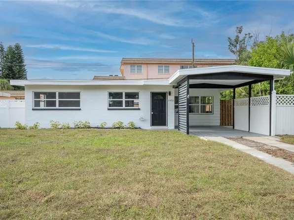 6453 44th Ave N, Kenneth City, FL 33709