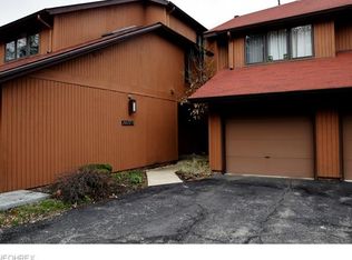 25074 Mill River Rd, Olmsted Falls, OH 44138