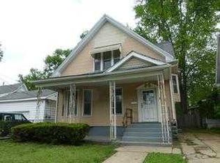 817 Governor St, Springfield, IL 62704