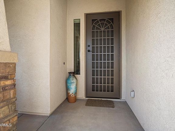 3rd image of 16466 W LARIAT Lane