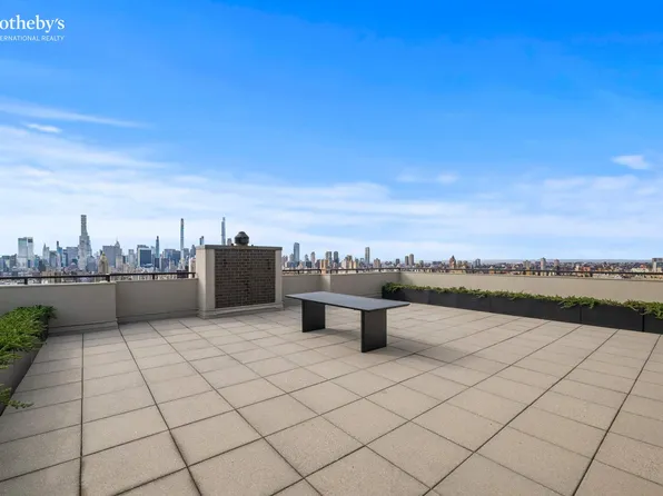 50 East 89th Street image 17 of 21