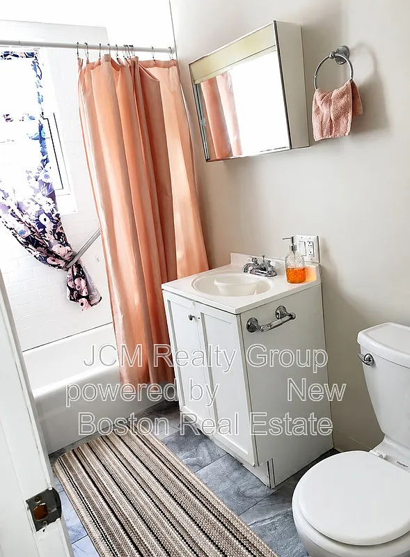 1 bed, 1.0 bath, 700 sqft, $1,675 — Photo 4