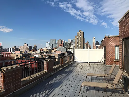 Rented by Avenues Real Estate | media 21