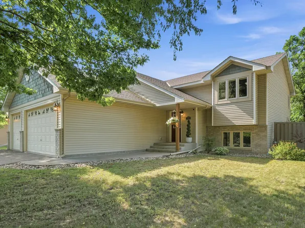 722 79th St, Lino Lakes, MN 55014