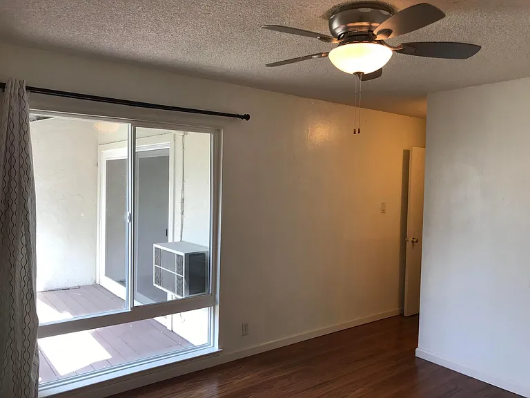 2600 Laguna Cir #E — Photo 22