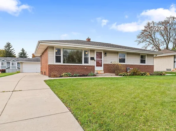 N89W15769 Cleveland AVENUE, Menomonee Falls, WI 53051