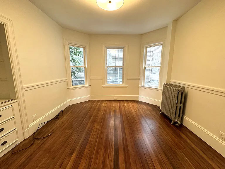 11 E Milton Rd #1 — Photo 5