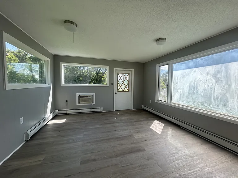 105 S Main St #1 — Photo 13