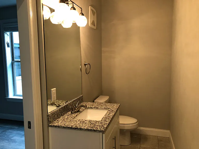 The Henry Lofts — Photo 18