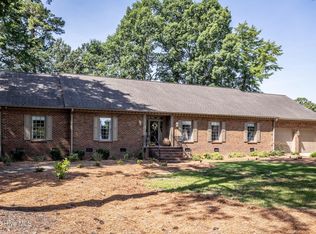 5050 Country Club Dr N, Wilson, NC 27896