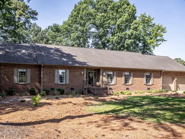 5050 Country Club Drive N, Wilson, NC 27896