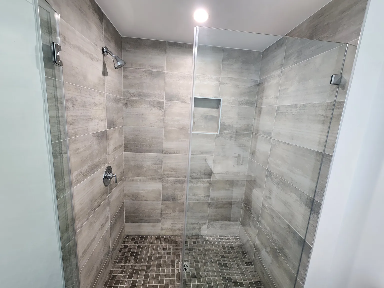 3 bed, 2.5 bath, 1500 sqft, $3,795 — Photo 3