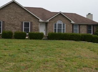 3317 Greenspoint Dr, Clarksville, TN