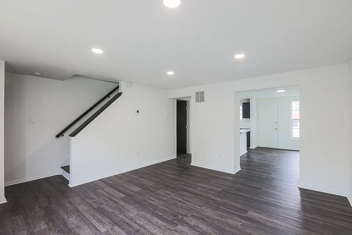 Building Photo - 1206 N Calhoun St