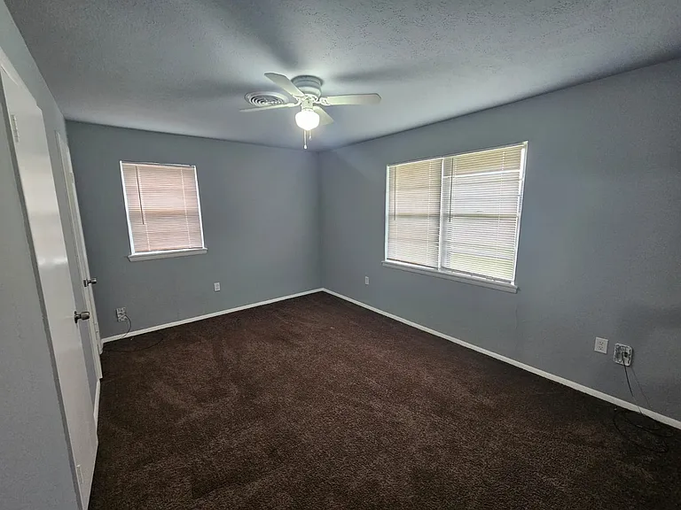 4321 NW Pollard Ave — Photo 6