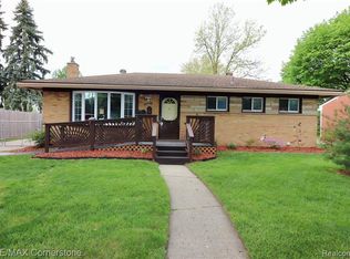 34147 Ann Arbor Trl, Livonia, MI 48150