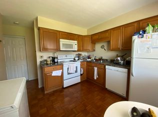 973 County Road D E #3, Saint Paul, MN 55109