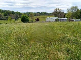 Snapps Ferry Rd, Greeneville, TN 37745