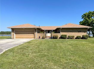 20 Eagle Point Rd, Hampton, VA 23669