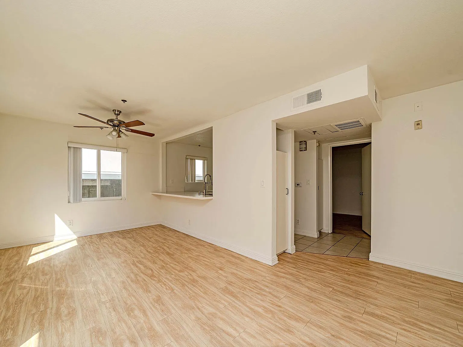 1 bed, 759 sqft, $2,150 — Photo 2